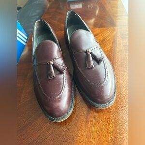 FootJoy Maroon Tassel Loafers. Size 14. Very solid shoes!